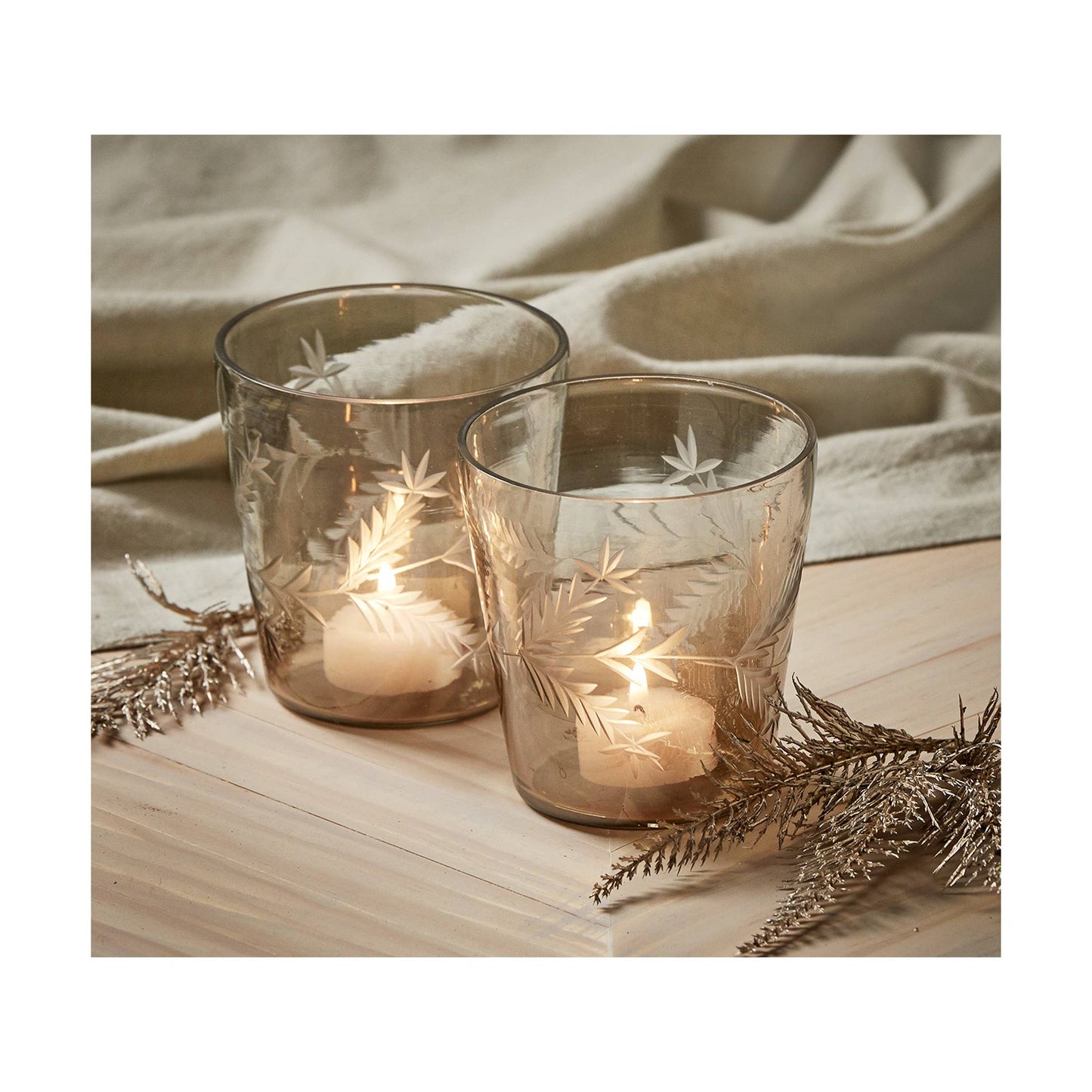 Ombre Handcut Leaf Tealight Holder - Bronze
