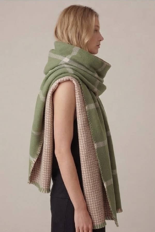 Olive & Pique Reversible Sage Blanket Scarf